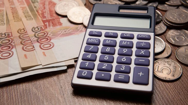 Финансист Мехтиев напомнил о необходимости уплатить налог по вкладам до декабря