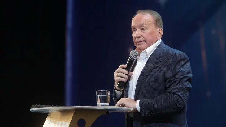 Прощание с Масляковым пройдет в "Планете КВН" 11 сентября