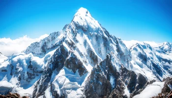 Сотни тел погибших альпинистов нашли на Эвересте в результате таяния ледников