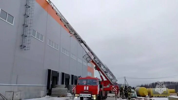 Пожар на складе в подмосковном Клину полностью потушен Пожар на складе в подмосковном Клину полностью потушен