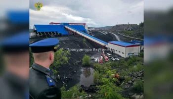 Двое пострадавших при ДТП с вахтовым автобусом в Якутии в тяжелом состоянии