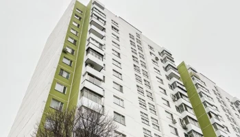 Несколько жилых домов отремонтировали в проезде Одоевского в Москве