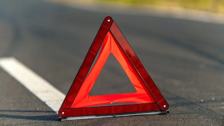 Два автомобиля столкнулись на проспекте Маршала Жукова в Москве Два автомобиля столкнулись на проспекте Маршала Жукова в Москве