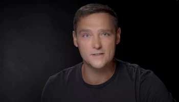 На&nbsp;пляже в&nbsp;Одессе произошел скандал из-за песен Шатунова