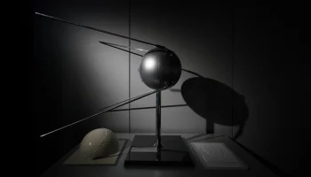 Музей космонавтики показал редкие экспонаты из закрытого фонда