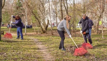 Собянин: городской субботник из-за непогоды переносится с 12 на 19 апреля