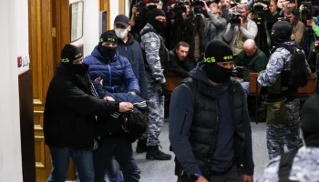 СК предъявил обвинение в теракте группой лиц еще двум участникам нападения на "Крокус"