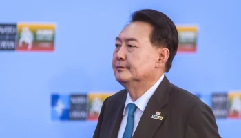 Суд впервые в истории Южной Кореи выдал ордер на арест президента