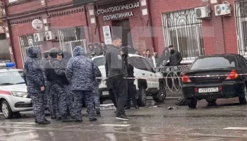 Мужчина напал с ножом на букмекерскую контору во Владикавказе Мужчина напал с ножом на букмекерскую контору во Владикавказе