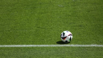 Сборная Германии стала первым участником плей-офф чемпионата Европы по футболу