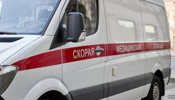 Женщина попала под автобус на востоке Москвы