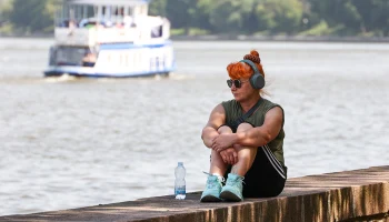 Синоптики пообещали москвичам жаркую погоду без осадков 30 июля