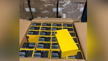 Российские таможенники пресекли незаконный ввоз электроники на 100 млн руб Российские таможенники пресекли незаконный ввоз электроники на 100 млн руб