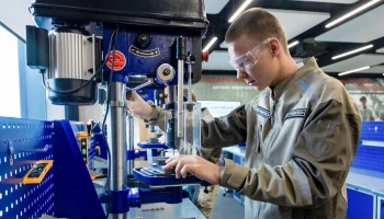 Колледжи Москвы приглашают девятиклассников на дни открытых дверей