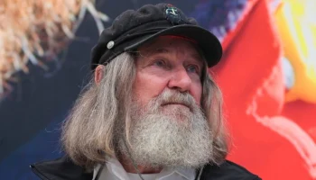 Сын Федора Конюхова: отсутствует связь с отцом, попавшим в шторм в Южной Атлантике