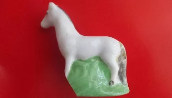 Археологи нашли пять фарфоровых игрушек XIX века в центре Москвы