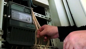 Более 300 тыс электросчетчиков бесплатно заменят в домах Москвы до конца года