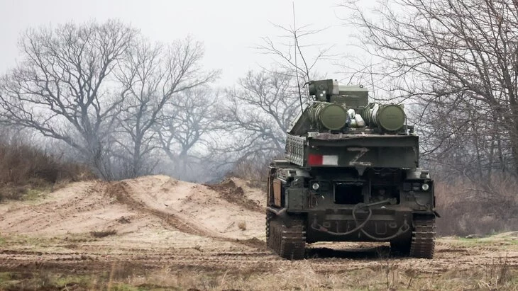 ПВО за ночь уничтожили 17 беспилотников над регионами России ПВО за ночь уничтожили 17 беспилотников над регионами России