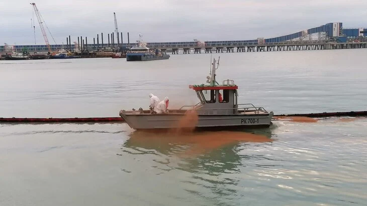 Морспасслужба сообщила о ликвидации всех загрязнений в акватории Анапы Морспасслужба сообщила о ликвидации всех загрязнений в акватории Анапы