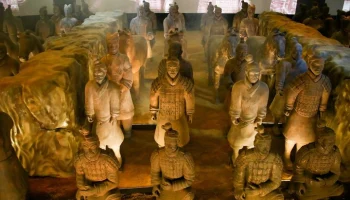 Столичный Депкульт организует выставку, где покажут терракотовую армию из Китая
