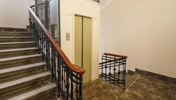 Свыше 6 тыс подъездов жилых домов отремонтированы в Москве с начала года