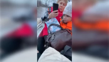 Лодка с детьми перевернулась при эвакуации в Самарской области