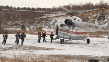 Глава МЧС поручил направить дополнительные силы на место обвала на руднике в Приамурье