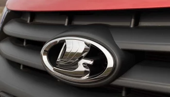 Блогер продемонстрировал все плюсы и минусы Lada Granta за 1,6 миллиона рублей