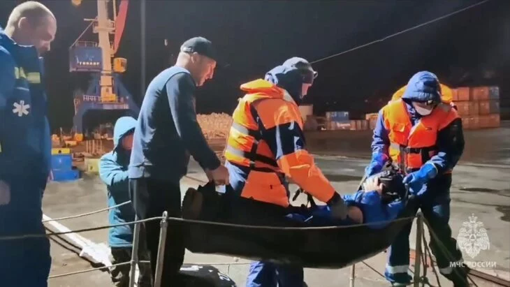 Похороны погибших в Охотском море Пичугиных пройдут в разных городах Похороны погибших в Охотском море Пичугиных пройдут в разных городах