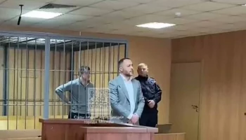 Суд избрал запрет действий фигуранту дела о нападении на журналистов "Известий"