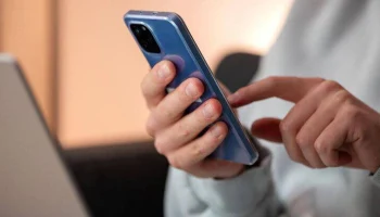 Банки РФ обяжут ввести в приложениях функцию для заявления о мошенничестве