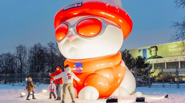 Кино и мастер-классы: какие мероприятия проходят в павильоне &laquo;Фабрика подарков&raquo;