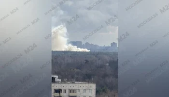 100 человек эвакуировали из горящего здания на улице Головачева в Москве 100 человек эвакуировали из горящего здания на улице Головачева в Москве