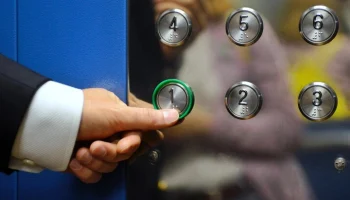 "Мослифт" опроверг информацию о запрете пользования лифтами в праздничные дни