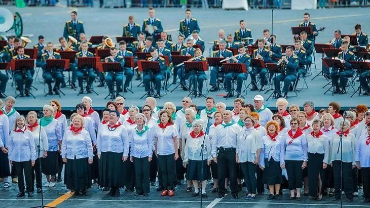 Сводный хор "Московского долголетия" выступит на фестивале "Спасская башня"