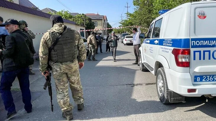 Двое нападавших на сотрудников ДПС в Махачкале ликвидированы Двое нападавших на сотрудников ДПС в Махачкале ликвидированы