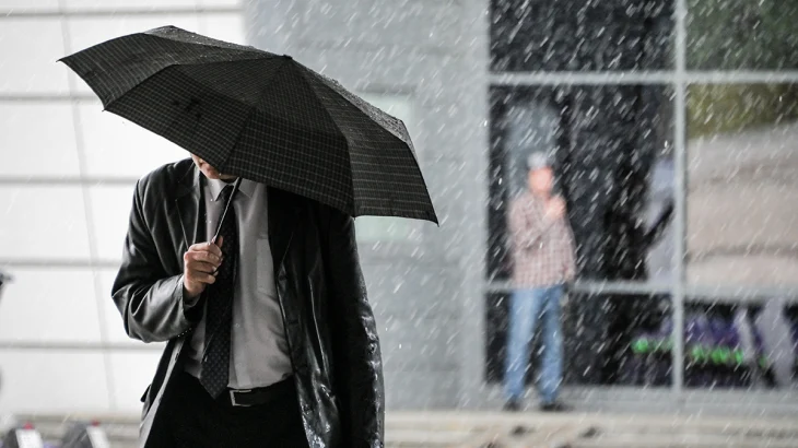 Метеоролог Позднякова: В Москву придет похолодание после дождя в пятницу Метеоролог Позднякова: В Москву придет похолодание после дождя в пятницу