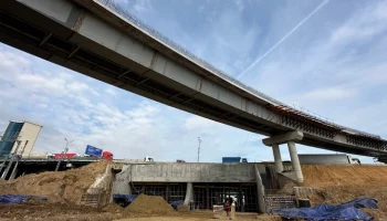 Готовность эстакады над Варшавским шоссе составляет более 70%