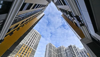 Новые квартиры по реновации в феврале получили более 3,5 тысячи москвичей