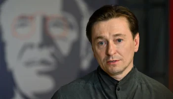 Сергей Безруков заявил, что недопустимо использовать имя и лицо человека для коммерции
