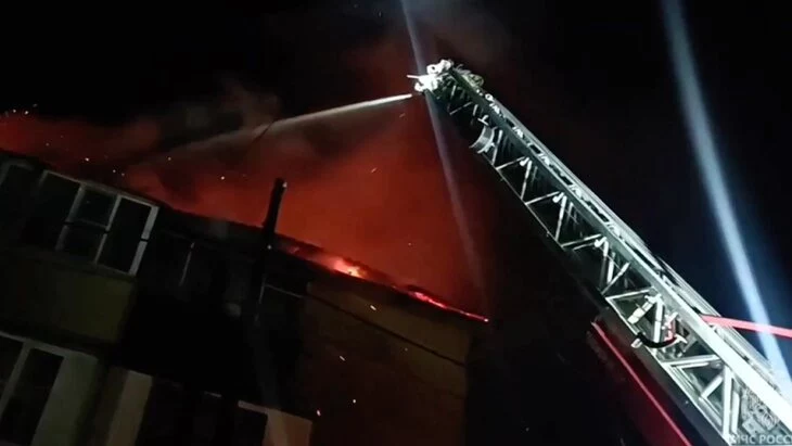 Пожар в многоквартирном жилом доме на Камчатке ликвидирован Пожар в многоквартирном жилом доме на Камчатке ликвидирован