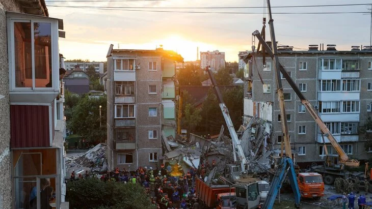 Глава Нижнего Тагила объявил 3 августа днем траура после обрушения дома Глава Нижнего Тагила объявил 3 августа днем траура после обрушения дома