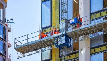 Хуснуллин заявил о катастрофической нехватке кадров в строительстве