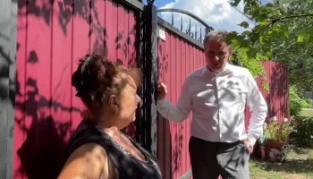 Гладков приехал в село Колотиловка и попросил жителей уехать