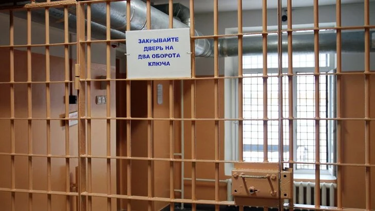 РИА Новости: советника губернатора Орловской области Лежнева задержали за хищение РИА Новости: советника губернатора Орловской области Лежнева задержали за хищение