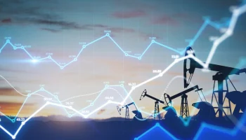 Цена нефти Brent превысила 84 доллара за баррель впервые с 2024 года