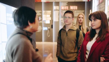 Сергунина пригласила молодежь Москвы на экскурсии &laquo;Маршруты Победы&raquo;