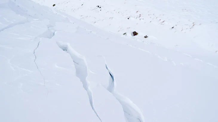 В Дагестане спасли женщину с ребенком, которых накрыло лавиной В Дагестане спасли женщину с ребенком, которых накрыло лавиной