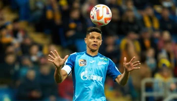 Футболист Сантос отказался от российского спортивного гражданства