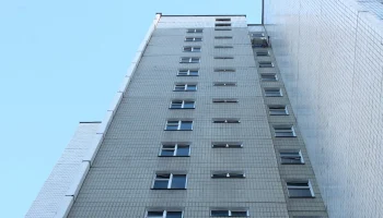 В 2025 году на севере столицы в доме 2000 года постройки заменят все лифтовое оборудование